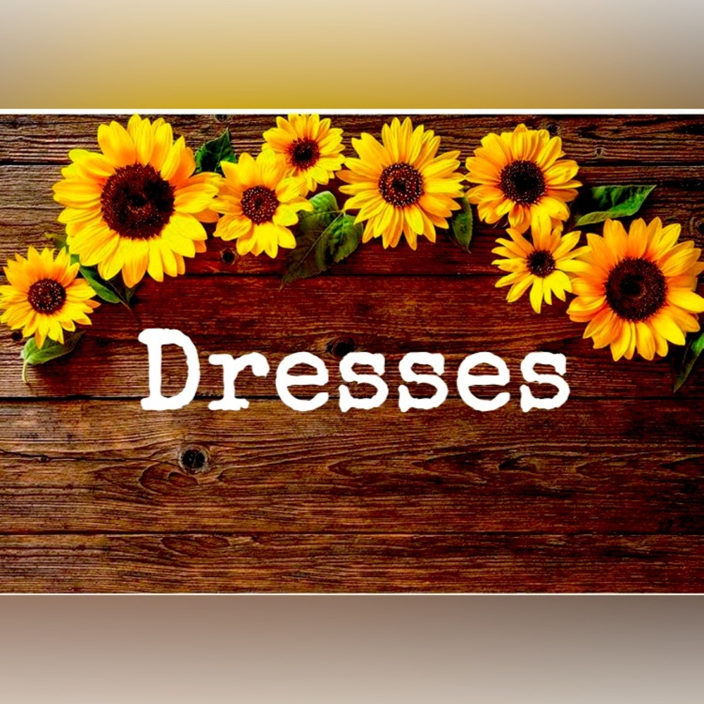Dresses Below ⬇️ 🌻